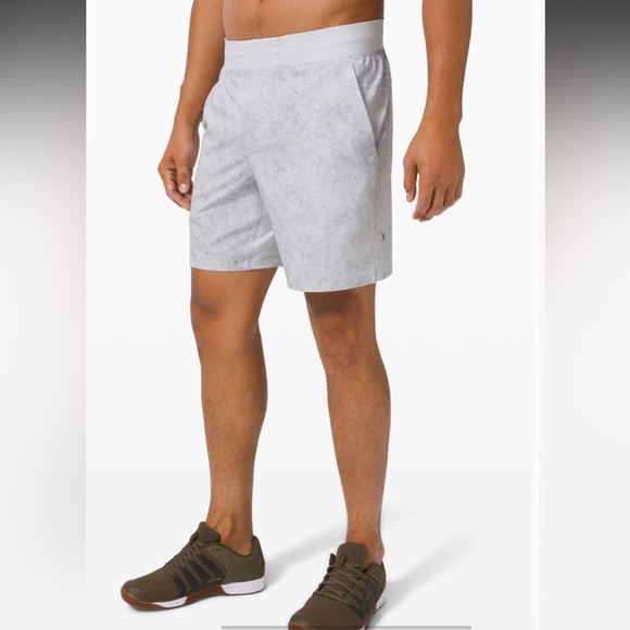 Lululemon T.H.E. Short Mens Small 7" inseam Linerless Gravel Dust Alpine - Picture 4 of 9